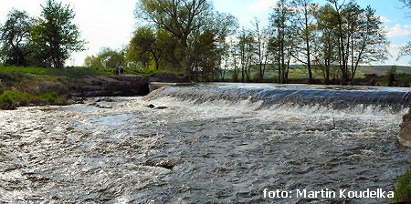 rkm. 15,7  Jez Město Touškov