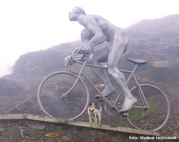 Lodní pes Běta: Tourmalet je hračka (máte-li čtyři nohy a auto) Lodní pes Běta: Tourmalet je hračka (máte-li čtyři nohy a auto)
