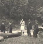 Na řeku Lužnici s dcerkou roku 1944