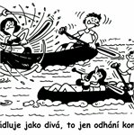 Nepádluje jako divá, to jen odhání komáry.
