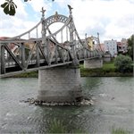 Most přes Salzach spojuje nejen města Laufen a Oberndorf, ale také dva státy 07/2026