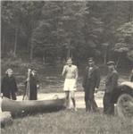 Na řeku Lužnici s dcerkou roku 1944